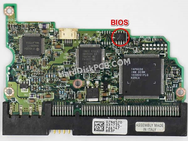 Pasos para cambiar el chip BIOS en 07N6570 placa lógica disco duro Hitachi