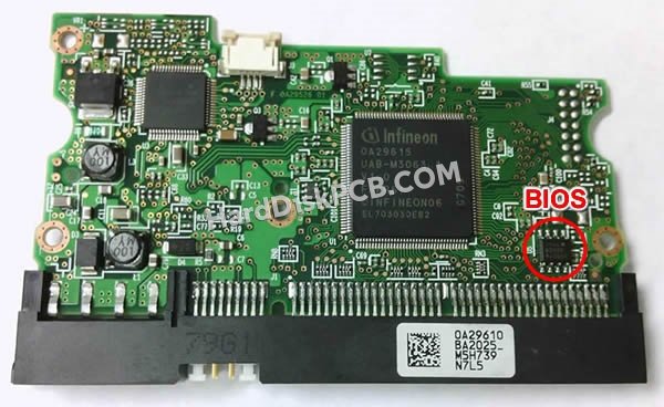 Pasos para cambiar el chip BIOS en 0A29615 placa lógica disco duro Hitachi