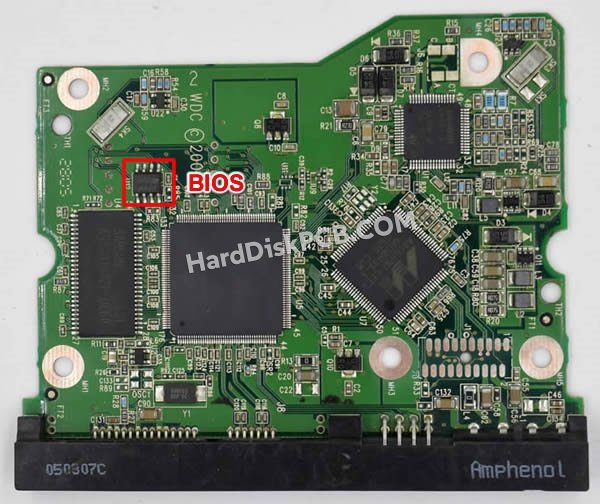 Pasos para cambiar el chip BIOS en 2060-701310-004 placa lógica disco duro WD